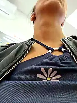 LeticiaWoods online show from June 11, 2:47 pm