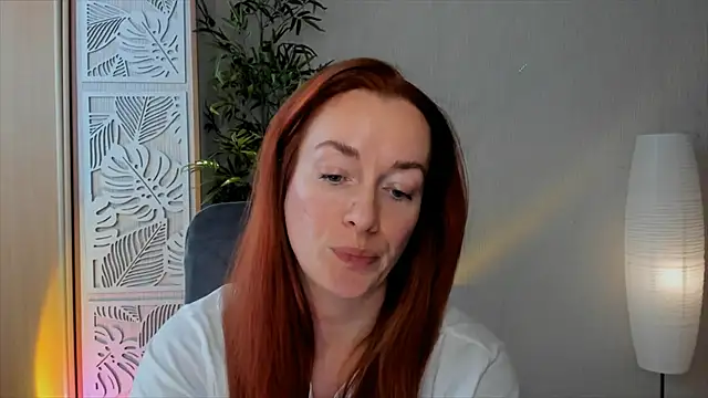 RebeccaMartinez online show from March 8, 6:50 am