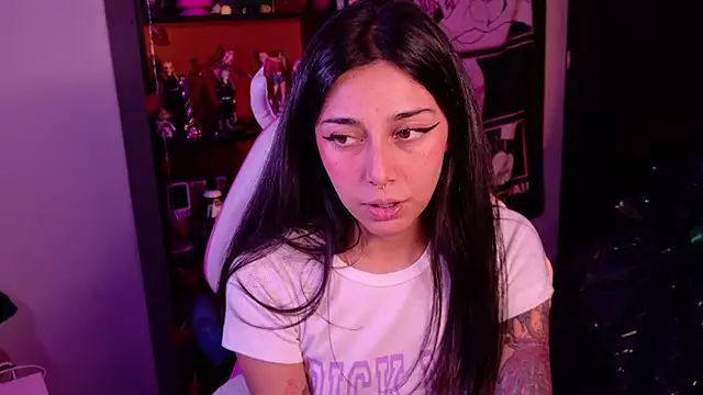 amber yull online show from June 23, 2:20 am