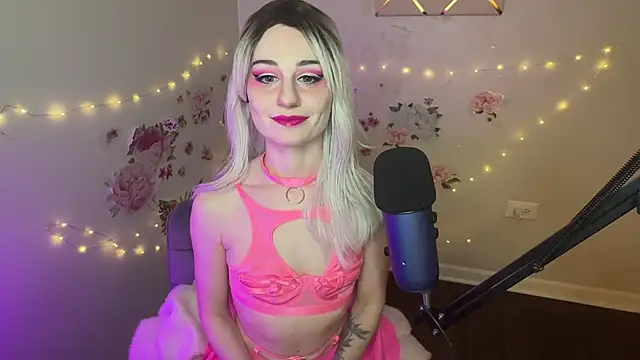 Starr1123 online show from April 3, 3:59 am