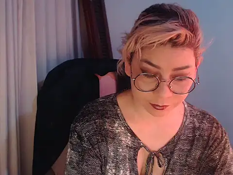 diane fergusson online show from March 25, 7:33 am