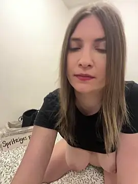 secretcrazy69 online show from April 3, 5:55 pm