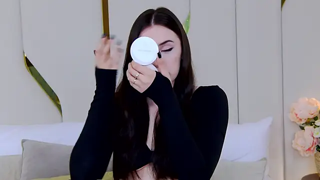 Betty Bridge online show from April 12, 9:23 am