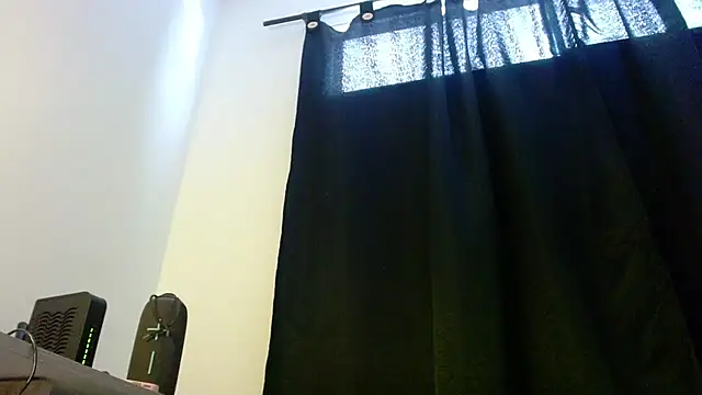 InocentHeaven1 online show from March 13, 1:34 pm