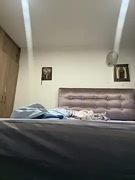 Abril Luv online show from March 16, 1:08 am