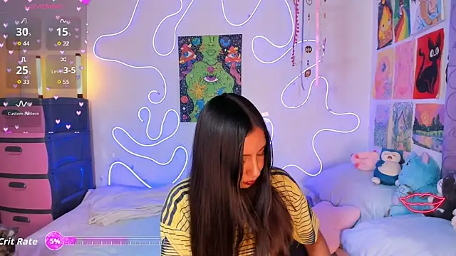 Cinnamon Meow online show from June 18, 2:57 am