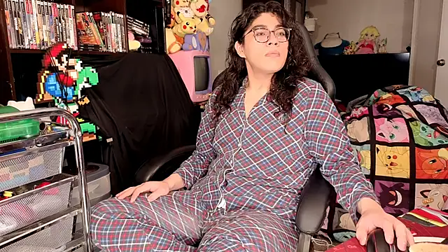 ShinyCherub online show from April 17, 10:45 pm