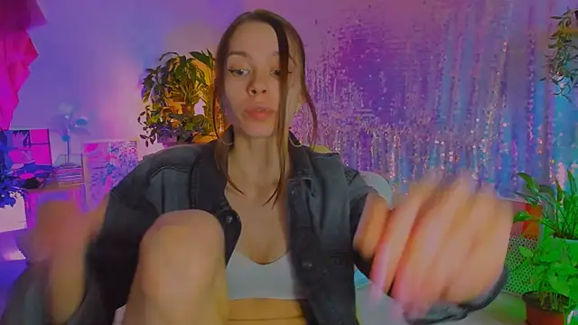 poli   online show from April 16, 4:06 pm