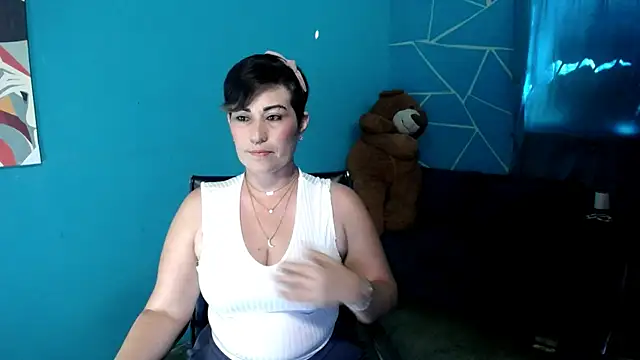 Sunny rayz  online show from July 25, 3:08 pm