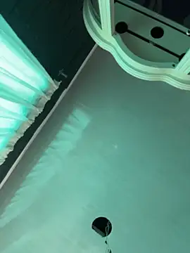 You-kitty2025 online show from April 18, 7:29 pm