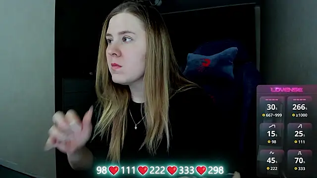 Olivia Munk online show from March 17, 3:54 am