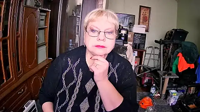 LOLA8888 online show from February 18, 12:37 pm