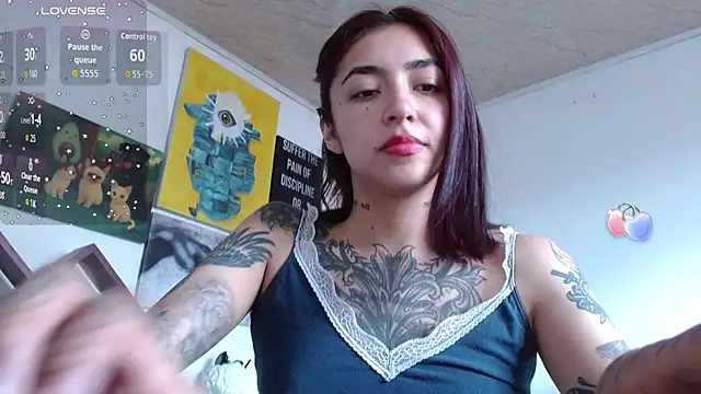 ZoeBakers  online show from April 11, 2:32 pm