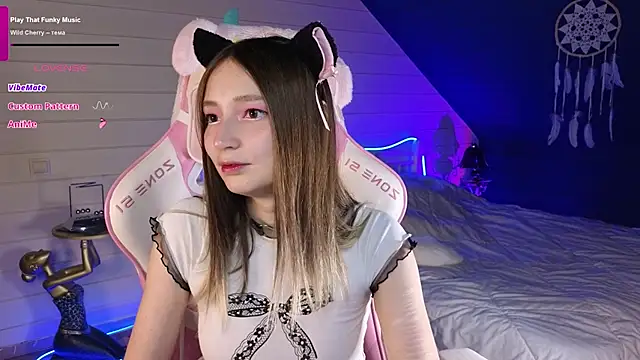evierosen online show from July 10, 9:26 pm