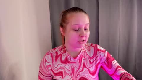 Anna online show from December 13, 5:21 pm