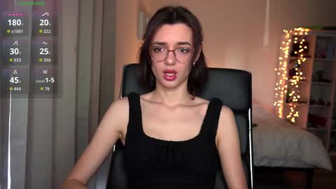 Olivia online show from February 1, 11:14 pm