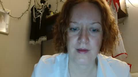 12ennie online show from November 6, 6:19 am