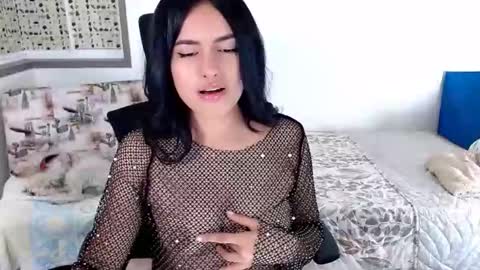 Marie online show from November 18, 9:27 pm