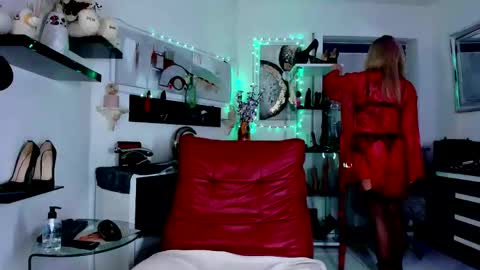 Alice online show from December 3, 4:48 am