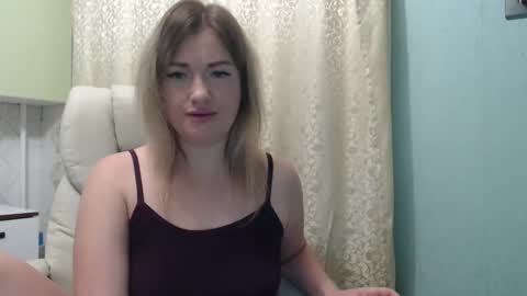 3sweetcandy3 online show from October 27, 11:32 pm