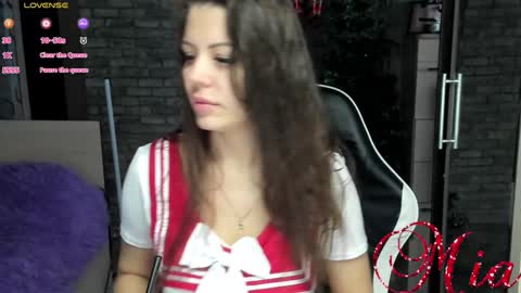 Mia my pvt is open and lovense is active online show from December 10, 3:41 am