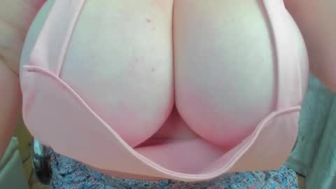 Snapshot of 777_brendi_777 chatting on February 17, 7:14 am Brendi online show from February 17, 7:14 am