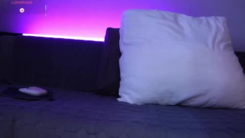 Monicano face online show from October 21, 2:37 am