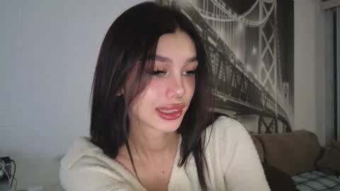 Snapshot of 9west chatting on September 18, 1:42 pm KARINA online show from September 18, 1:42 pm