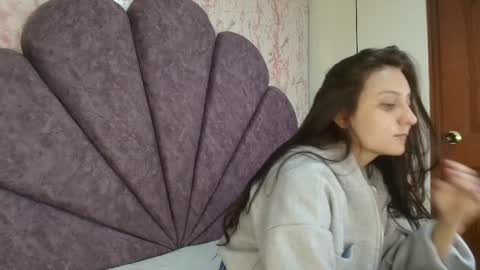  Alaia online show from October 31, 12:42 pm