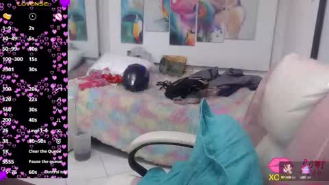 Snapshot of _alegriamartinez_ chatting on October 14, 7:05 pm _alegriamartinez_ online show from October 14, 7:05 pm