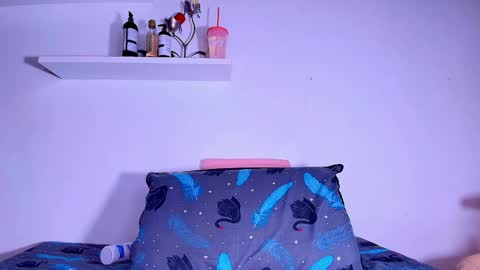 Snapshot of _alexaa_20 chatting on February 1, 12:05 pm Alexa online show from February 1, 12:05 pm