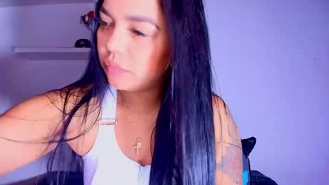 Snapshot of _alexaa_20 chatting on March 5, 11:49 am Alexa online show from March 5, 11:49 am