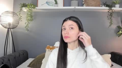 Snapshot of _aliice_1 chatting on March 7, 7:49 pm Alice online show from March 7, 7:49 pm