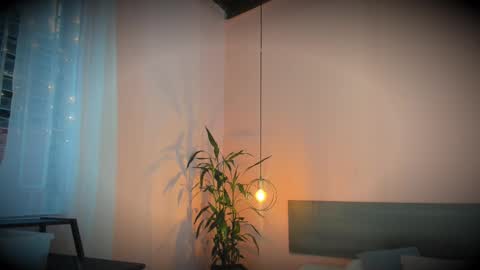 Snapshot of _aline_hall chatting on September 22, 11:08 am Alline Hall online show from September 22, 11:08 am