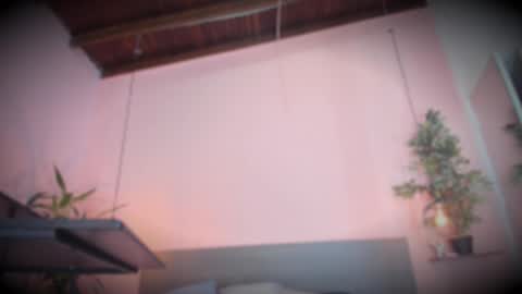 Snapshot of _aline_hall chatting on September 27, 11:50 am Alline Hall online show from September 27, 11:50 am