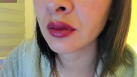 Snapshot of _antomouth_paradise chatting on September 22, 10:35 am antonia online show from September 22, 10:35 am