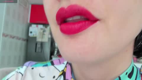 Snapshot of _antomouth_paradise chatting on February 28, 1:58 pm antonia online show from February 28, 1:58 pm