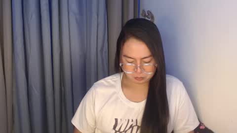 Snapshot of _arah chatting on October 17, 12:30 pm arah online show from October 17, 12:30 pm