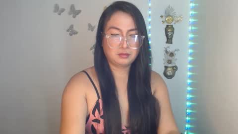 Snapshot of _arah chatting on October 4, 12:22 pm arah online show from October 4, 12:22 pm