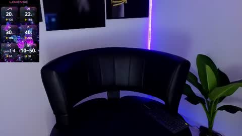 Brenna online show from June 23, 7:56 pm