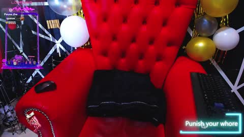 Snapshot of _candy_bdsm_ chatting on February 8, 3:41 am Bella online show from February 8, 3:41 am