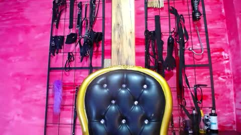 Snapshot of _candy_bdsm_ chatting on September 18, 4:00 am Bella online show from September 18, 4:00 am