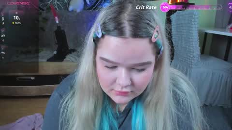 _candym1lky_ online show from November 21, 7:10 am