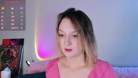 Christina Chris online show from November 28, 5:21 am