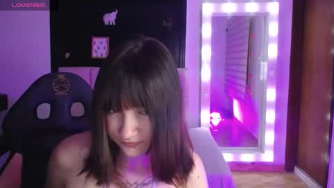 _charlotte_collins_ online show from October 25, 4:47 pm