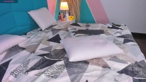 _cherry_fox online show from March 10, 12:09 pm