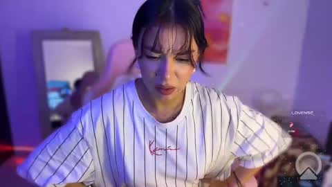 _cute_isabella_ online show from January 15, 1:55 am