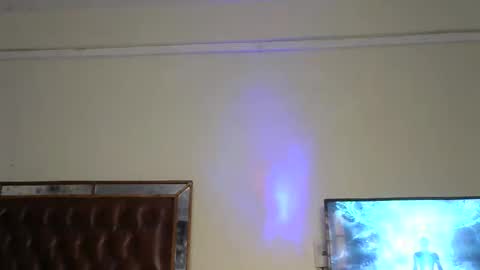 lily online show from September 23, 4:21 am