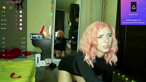 Snapshot of _dana_doe_ chatting on September 18, 3:21 pm Dana Doe online show from September 18, 3:21 pm