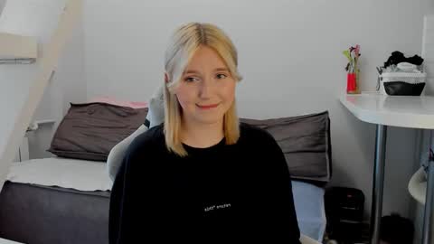 Snapshot of _dewpoint_ chatting on September 13, 10:34 am Ri online show from September 13, 10:34 am